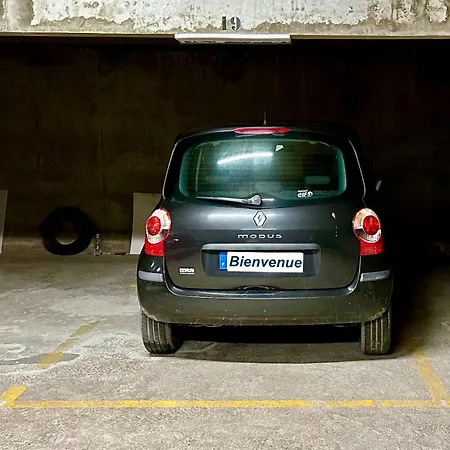 Close To Deauville, Seaview, Parking